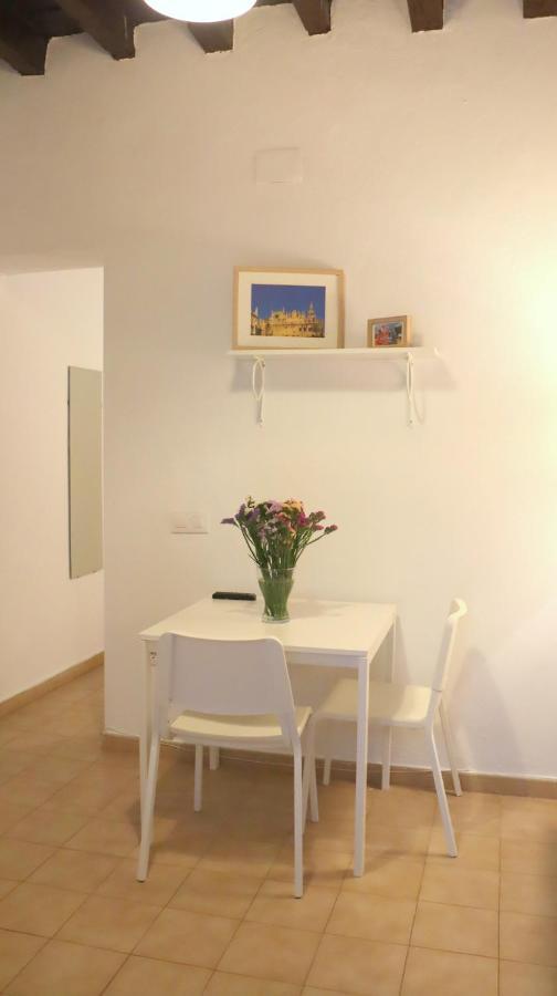 Apartamento Corral De Triana Sevilla Kültér fotó
